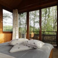 assets/images/5/Baumhaus%20Schlafzimmer-b76211ff.jpg