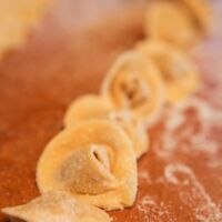 assets/images/c/food_1600_18-a36e49fe.jpg